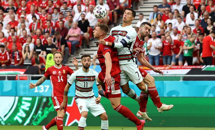 阿尔巴尼亚vs波兰：小组战绩悬殊，能否迎来逆袭？